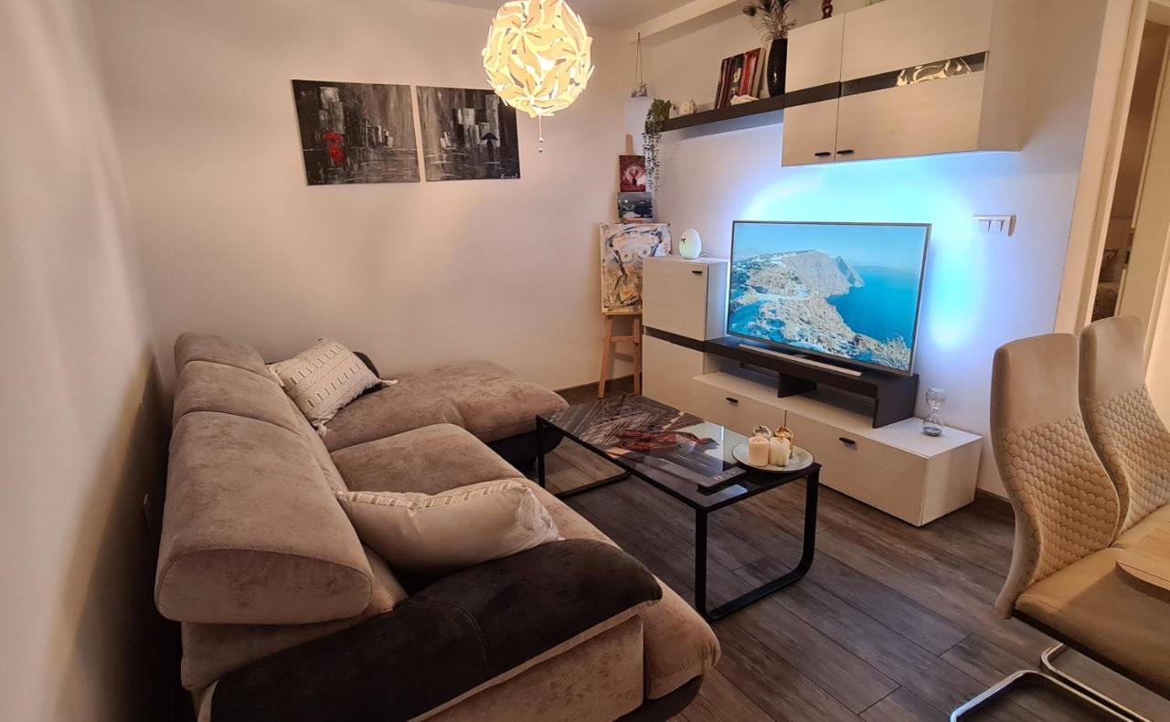 Apartman Kokola Малий Лошинь Екстер'єр фото